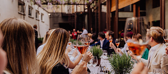 [Translate to العربية:] 