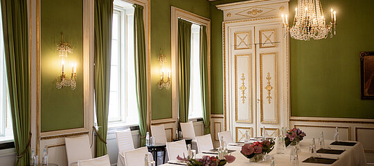 [Translate to العربية:] 