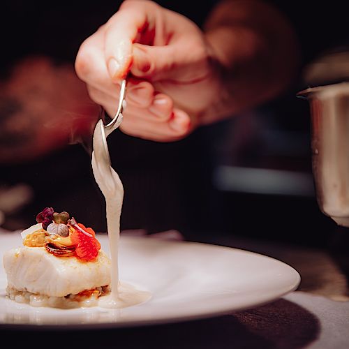 Another day in the kitchen 👩‍🍳 Always fully focused on serving the best to our guests. . #atelier #munich...